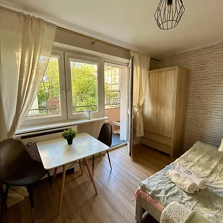 דירה Niepodleglosci סופוט